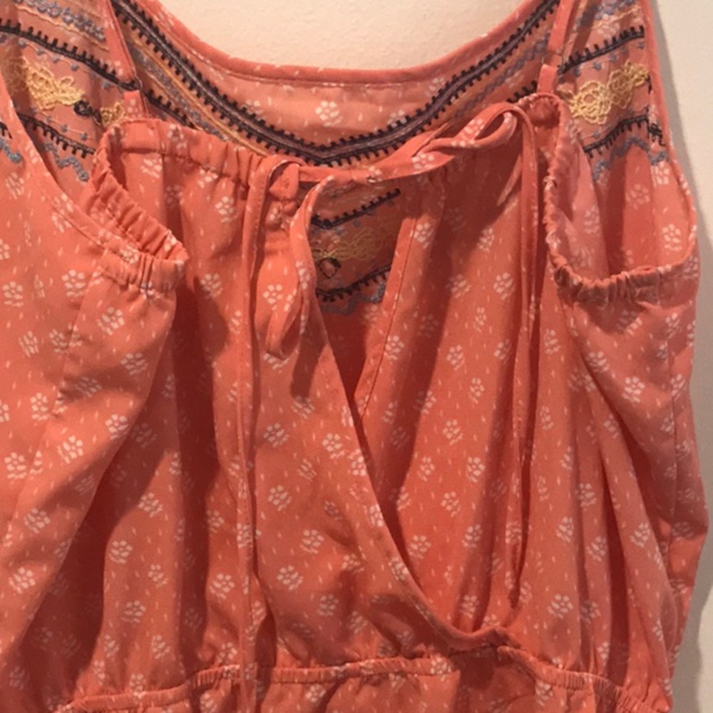 VERY CUTE ROMPER - Picture 4 of 4